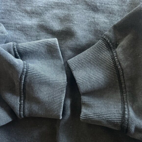 Urban Outfitters BDG Oversized Black Gray Crewneck Sweatshirt  Boxy M Terry Soft - Picture 3 of 4